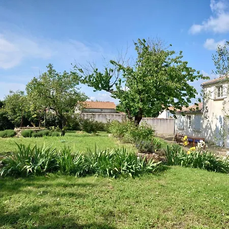 Charmante Maison De Village Avec Linge Fourni - A 12km Σπίτι διακοπών