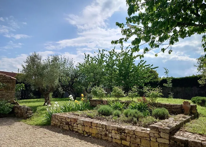 Сasa de vacaciones Charmante Maison De Village Avec Linge Fourni - A 12km La Jonchere