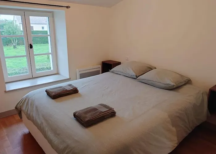 Сasa de vacaciones Charmante Maison De Village Avec Linge Fourni - A 12km