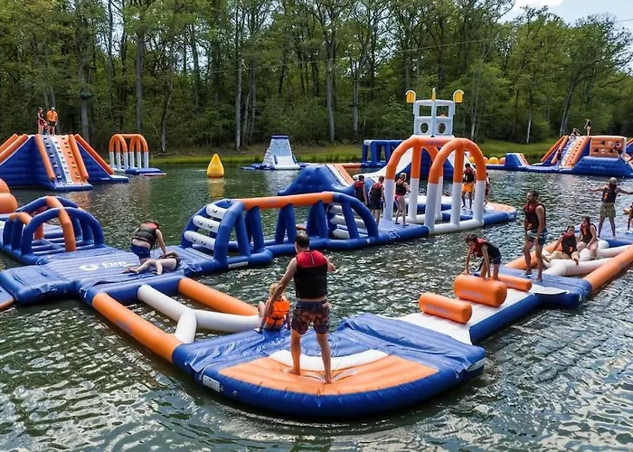 Charmante Maison De Village Avec Linge Fourni - A 12km Сasa de vacaciones